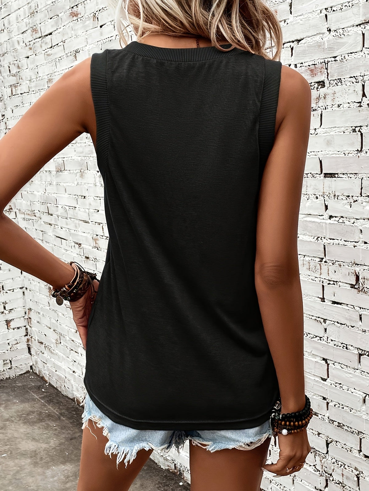 Megan - Soft-Touch Sweetheart T-Shirt