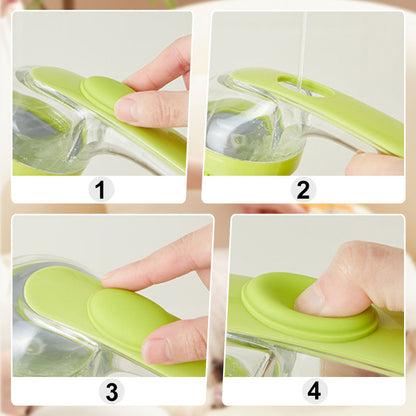 🛁🐾 Pet Bath Brush with Soap Dispenser – Long Handle, No Bending, Soft & Efficient, Easy Bath at Home 🧼✨