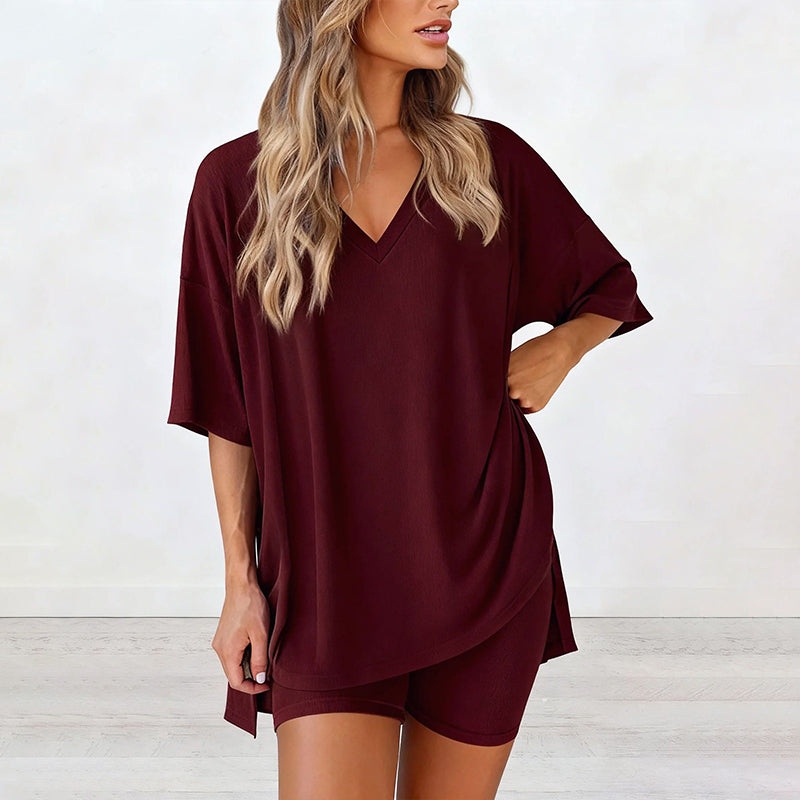 📢HOT SALE 50% OFF !! ⏰Women’s Summer Loungewear Set – Oversized V-Neck Top & Shorts 🌿☕