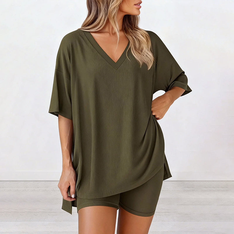 📢HOT SALE 50% OFF !! ⏰Women’s Summer Loungewear Set – Oversized V-Neck Top & Shorts 🌿☕