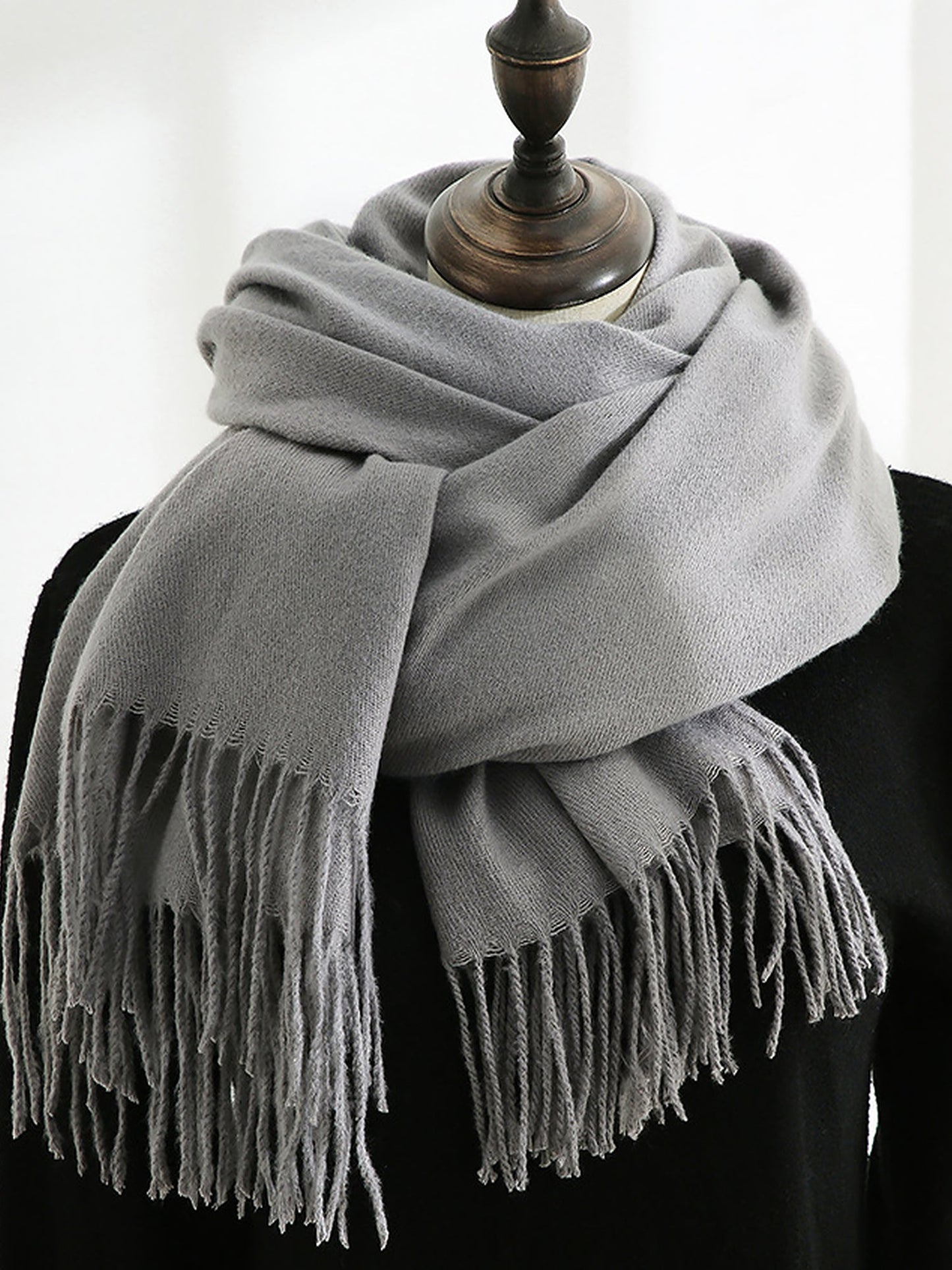 Solid Color Mid Length Winter Tassel Scarf