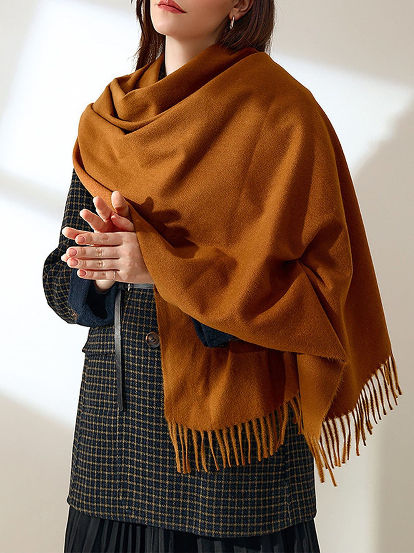 Solid Color Mid Length Winter Tassel Scarf