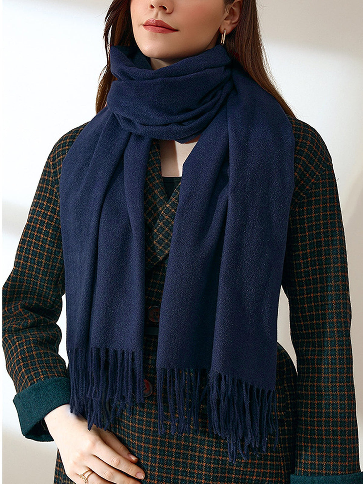 Solid Color Mid Length Winter Tassel Scarf