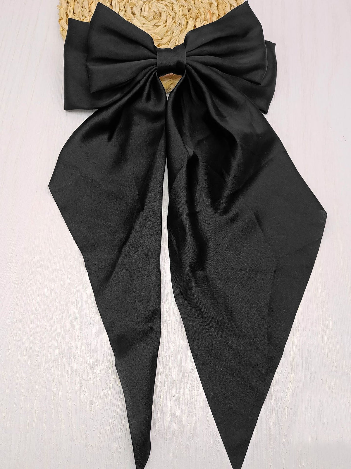 Retro 90s Style with Oversized Design Satin Party and Vintage-Themed Events Hair Accessories