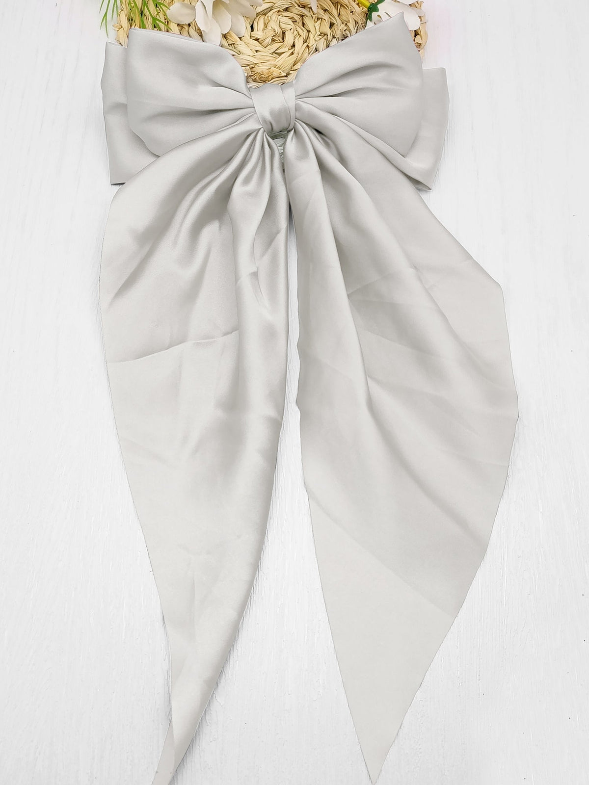Retro 90s Style with Oversized Design Satin Party and Vintage-Themed Events Hair Accessories