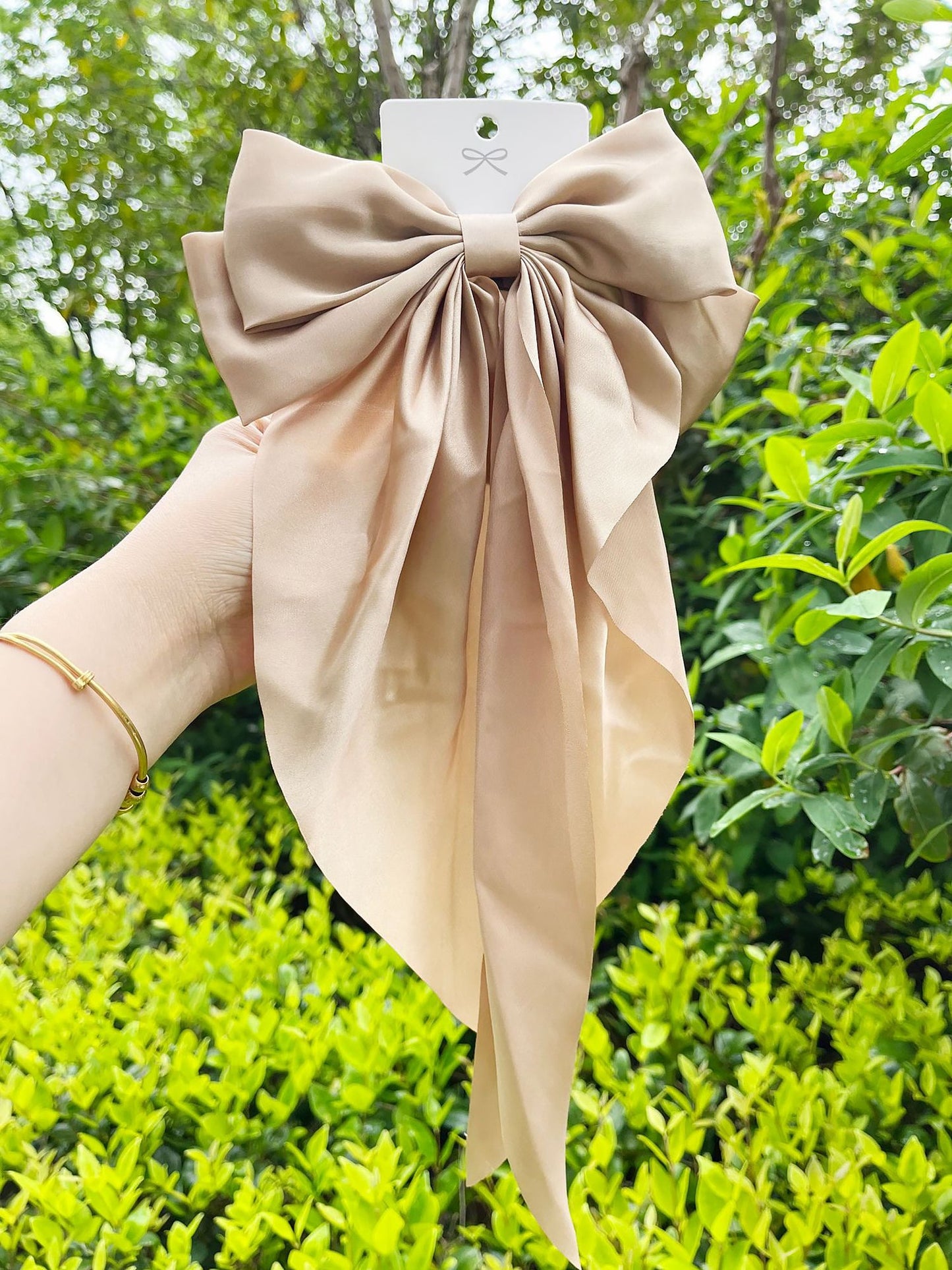 Retro 90s Style with Oversized Design Satin Party and Vintage-Themed Events Hair Accessories