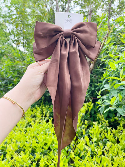 Retro 90s Style with Oversized Design Satin Party and Vintage-Themed Events Hair Accessories