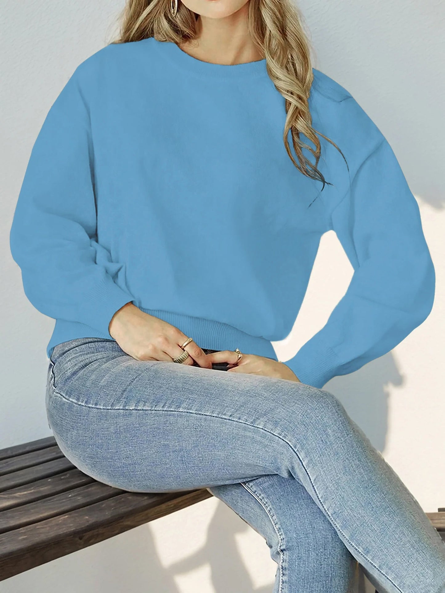 Long Sleeve Solid Color Crew Neck Knitted Sweater