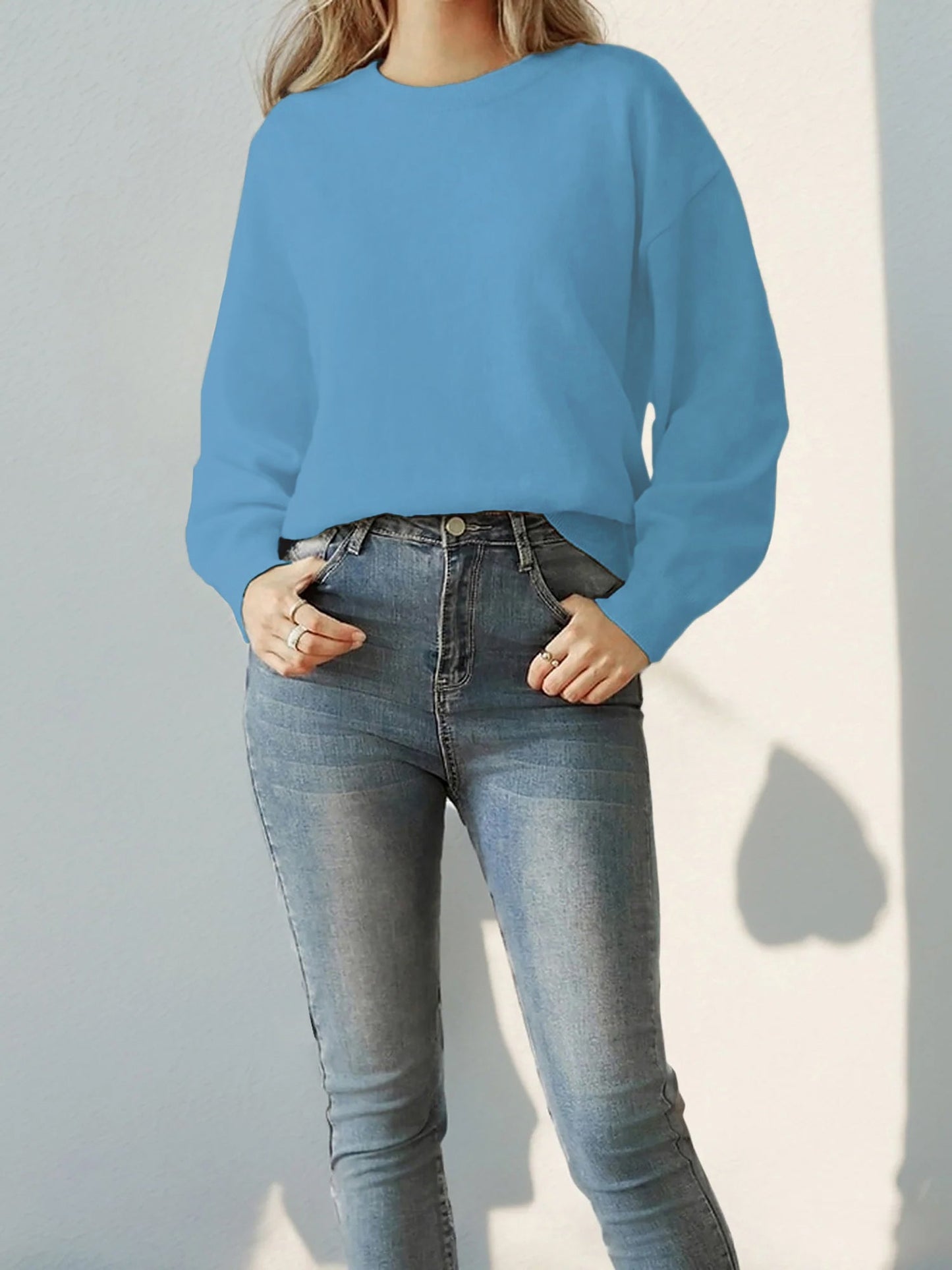 Long Sleeve Solid Color Crew Neck Knitted Sweater
