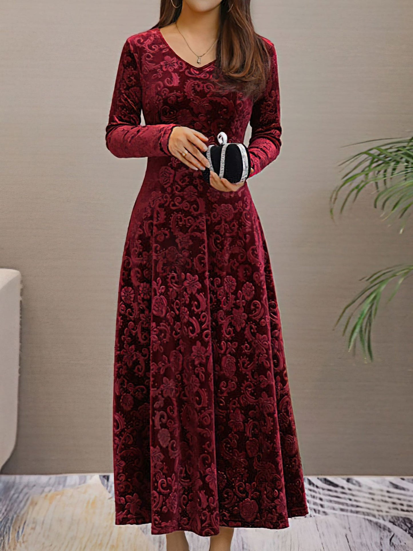 Elegant Vintage Velvet Floral V Neck Long Sleeves Maxi Dress