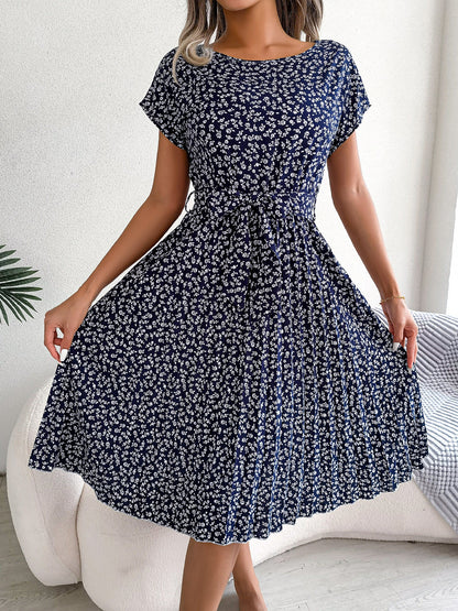 Retro-Chic All-Over Blooms Short Sleeves Floral Pleated Waist Detail Midi Casual Dress