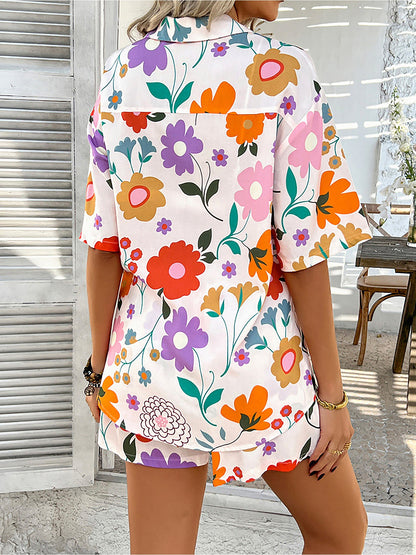 2 Pieces Graphic Printed Short Sleeves Shirt & Shorts Beach Set