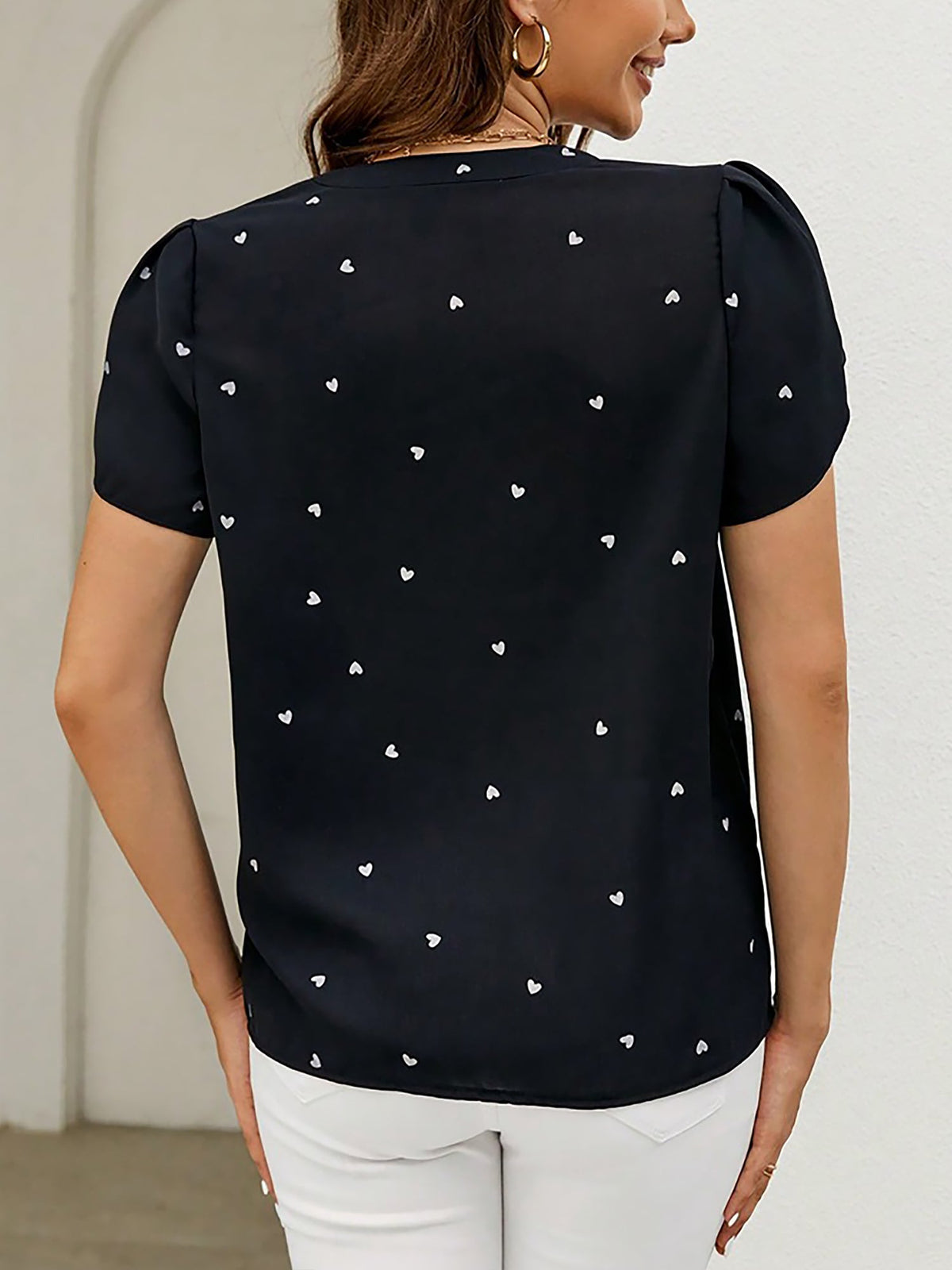Notch Neck Heart Print Short Sleeves Blouse