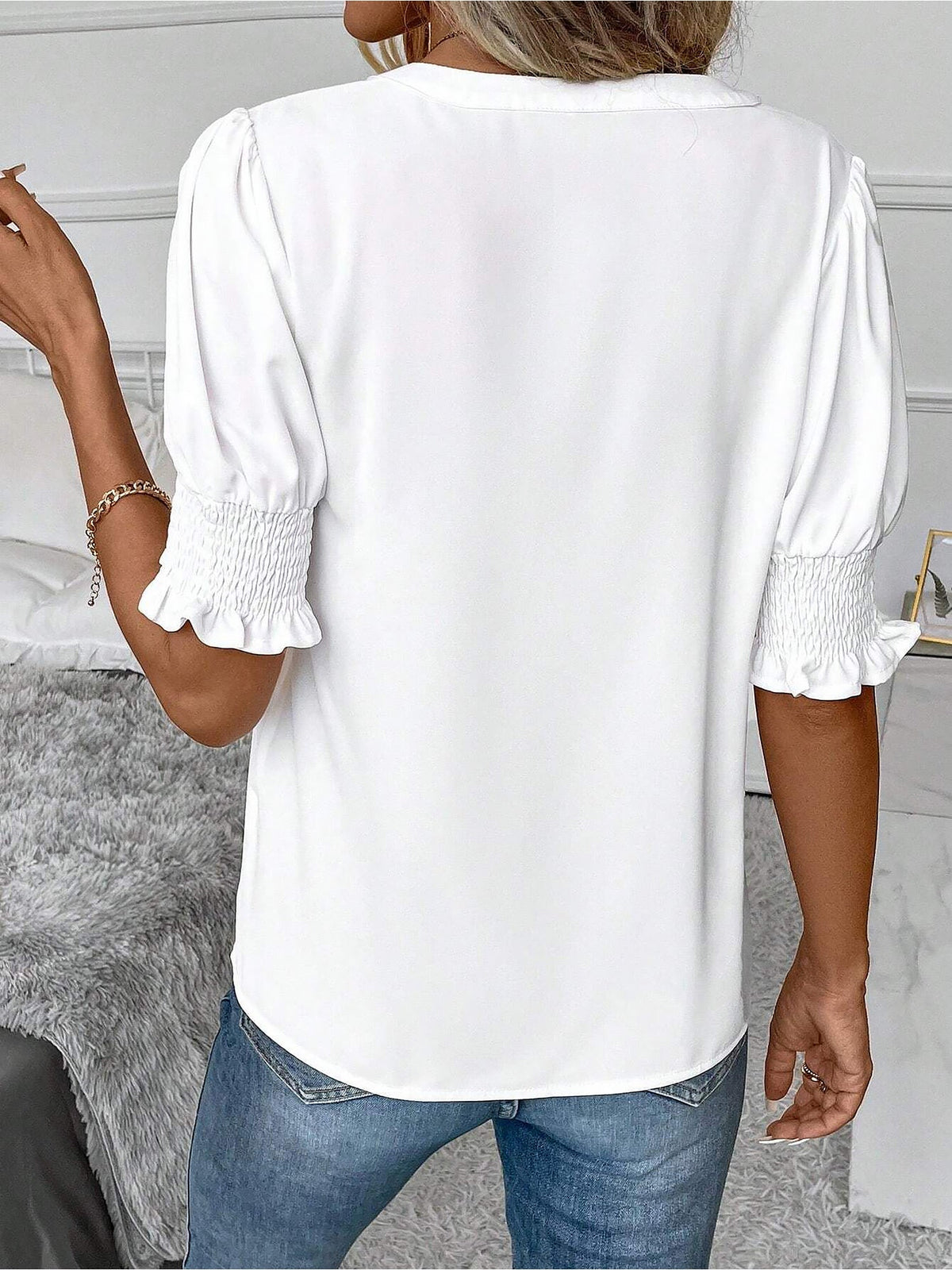 Flattering Smocked Puff Sleeve Solid Color Casual Blouse for Office and Weekend Wear