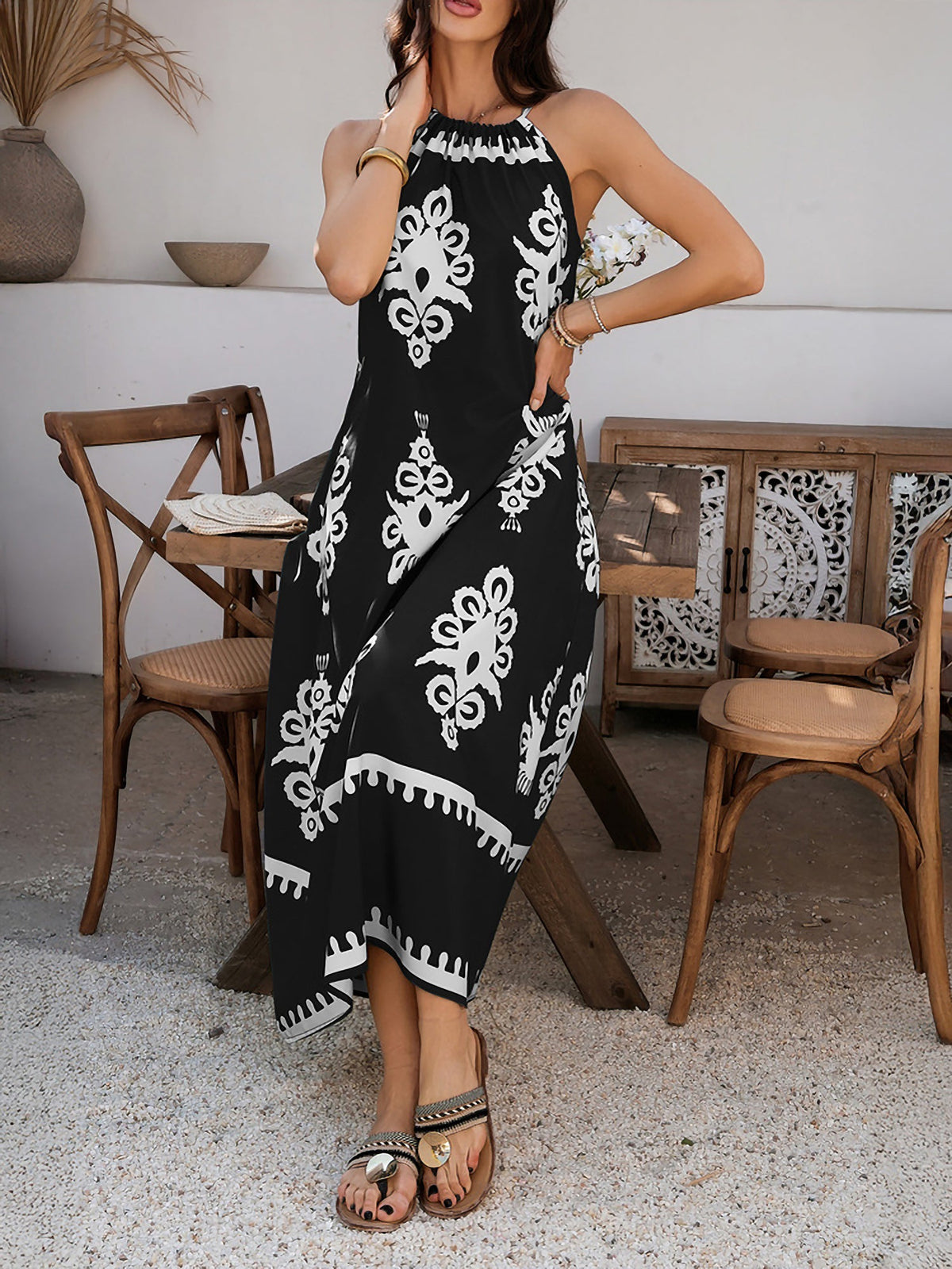 Bohemian Halter Neck Sleeveless Mxi Resort Dress