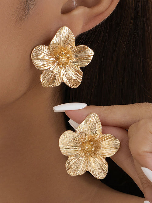 Alloy Flower Shape Stud Earrings