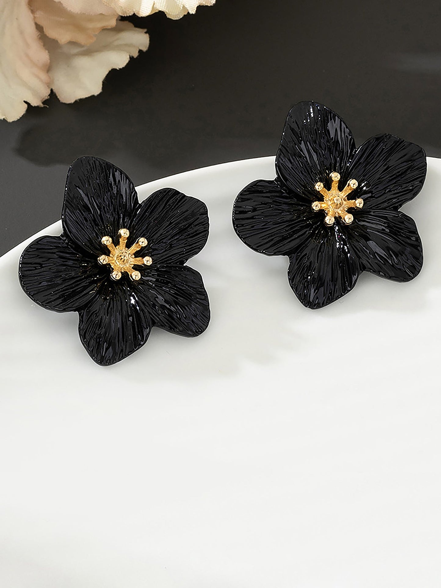 Alloy Flower Shape Stud Earrings