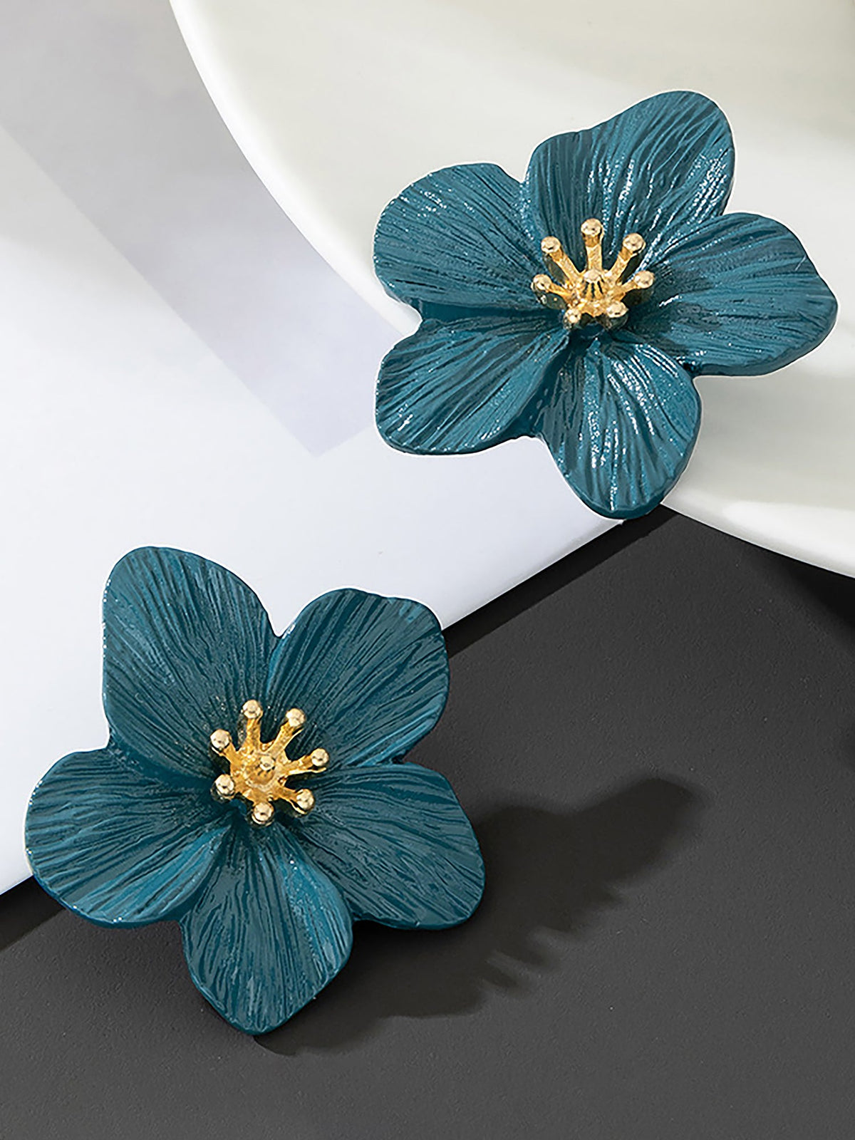 Alloy Flower Shape Stud Earrings