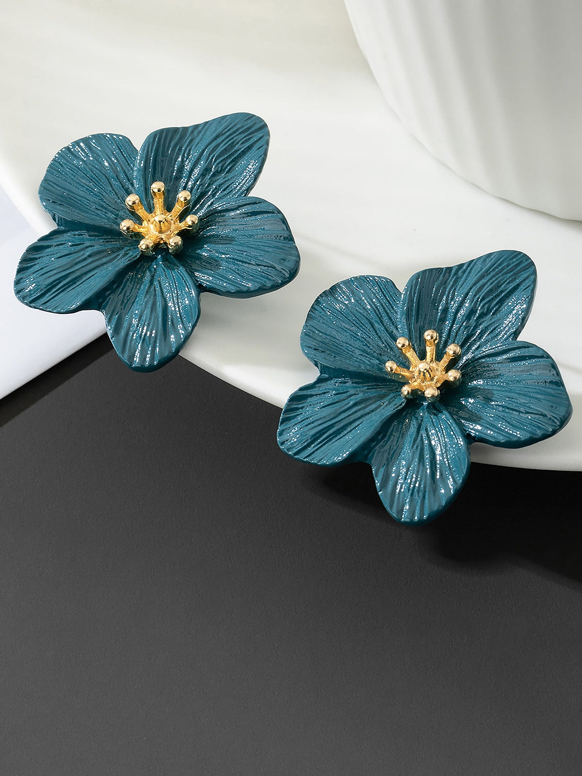 Alloy Flower Shape Stud Earrings