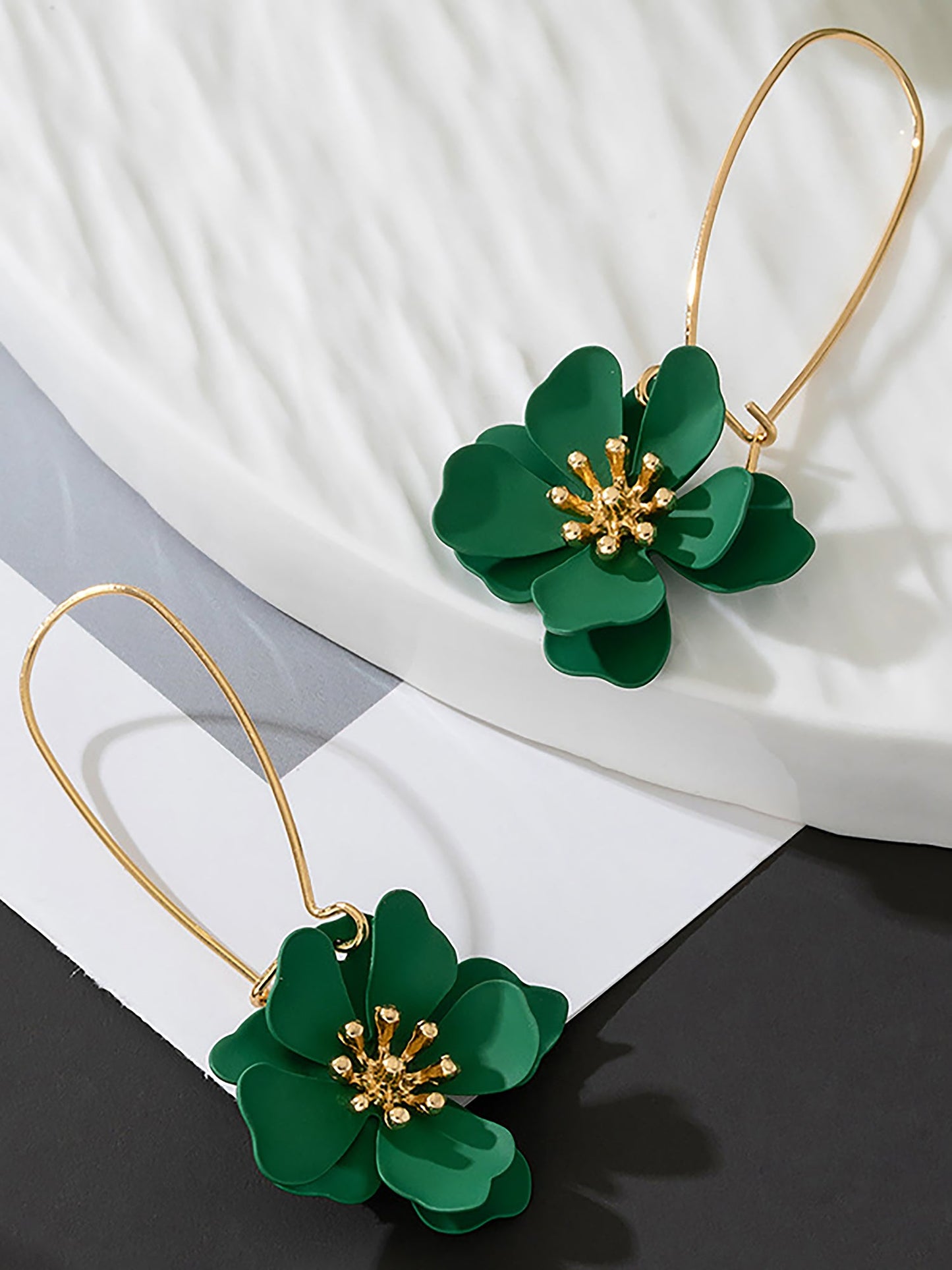 Boho-Chic Floral Drops Flower Pendant Dangle Gold Plated Petals Earrings