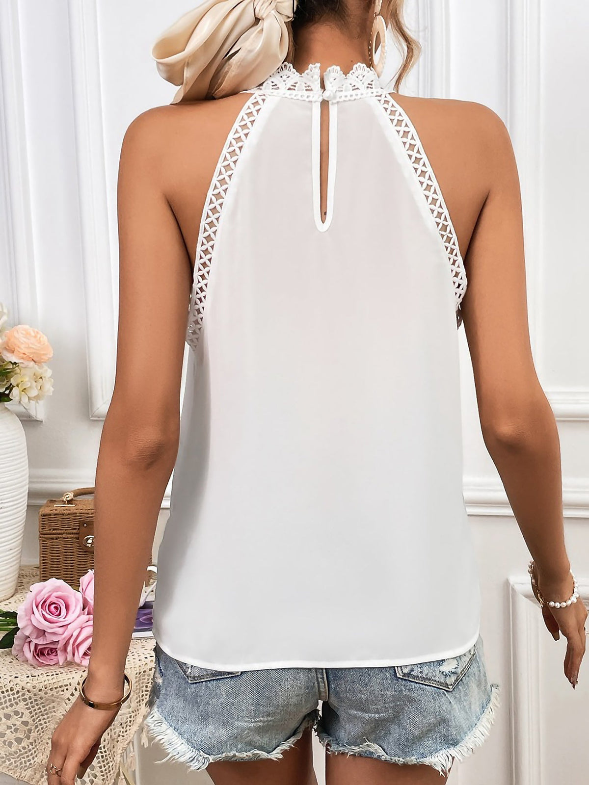 Halter Neck Sleeveless Lace Patchwork Blouse