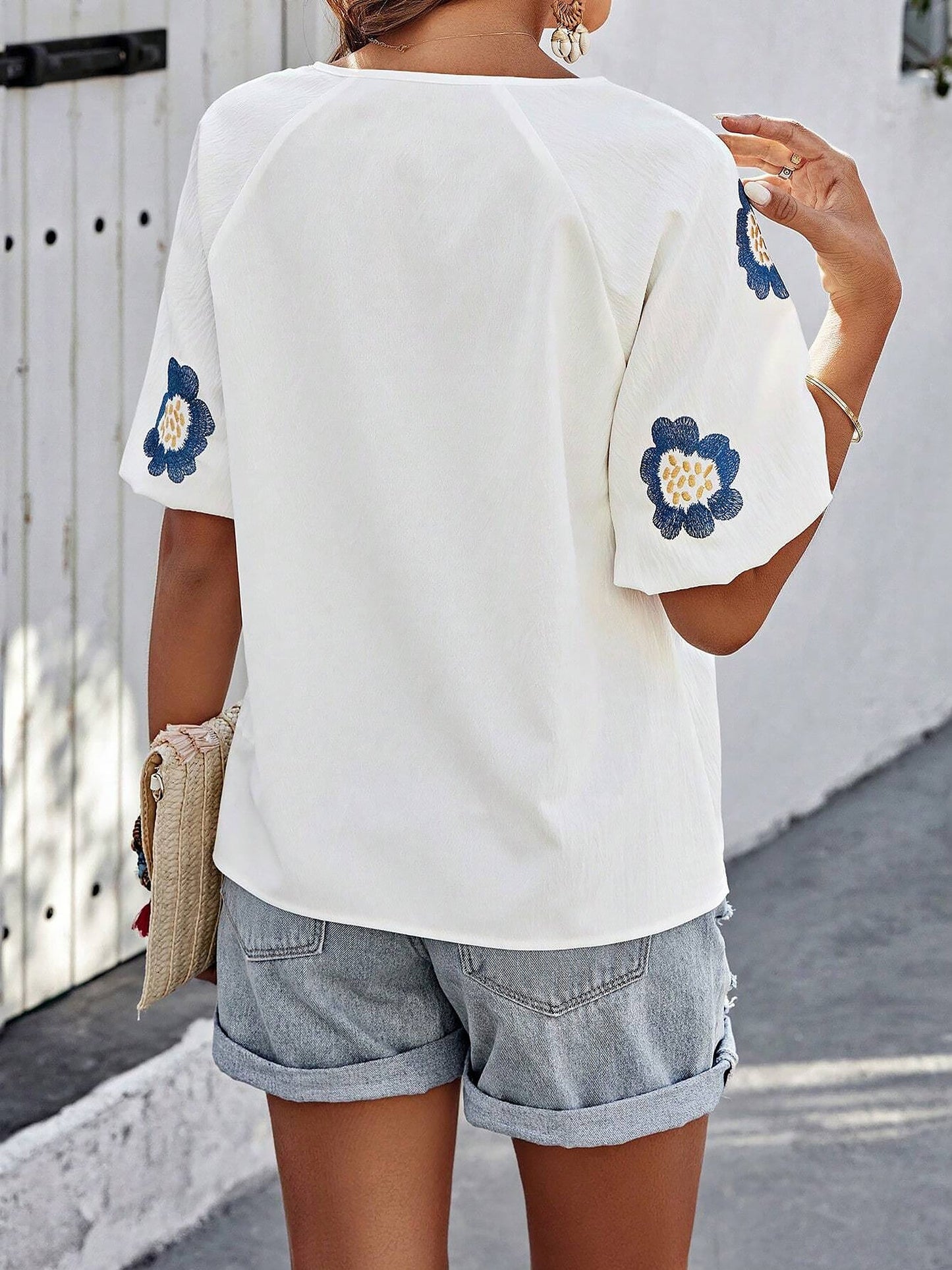Embroidery Floral Puff Sleeves Casual Blouse