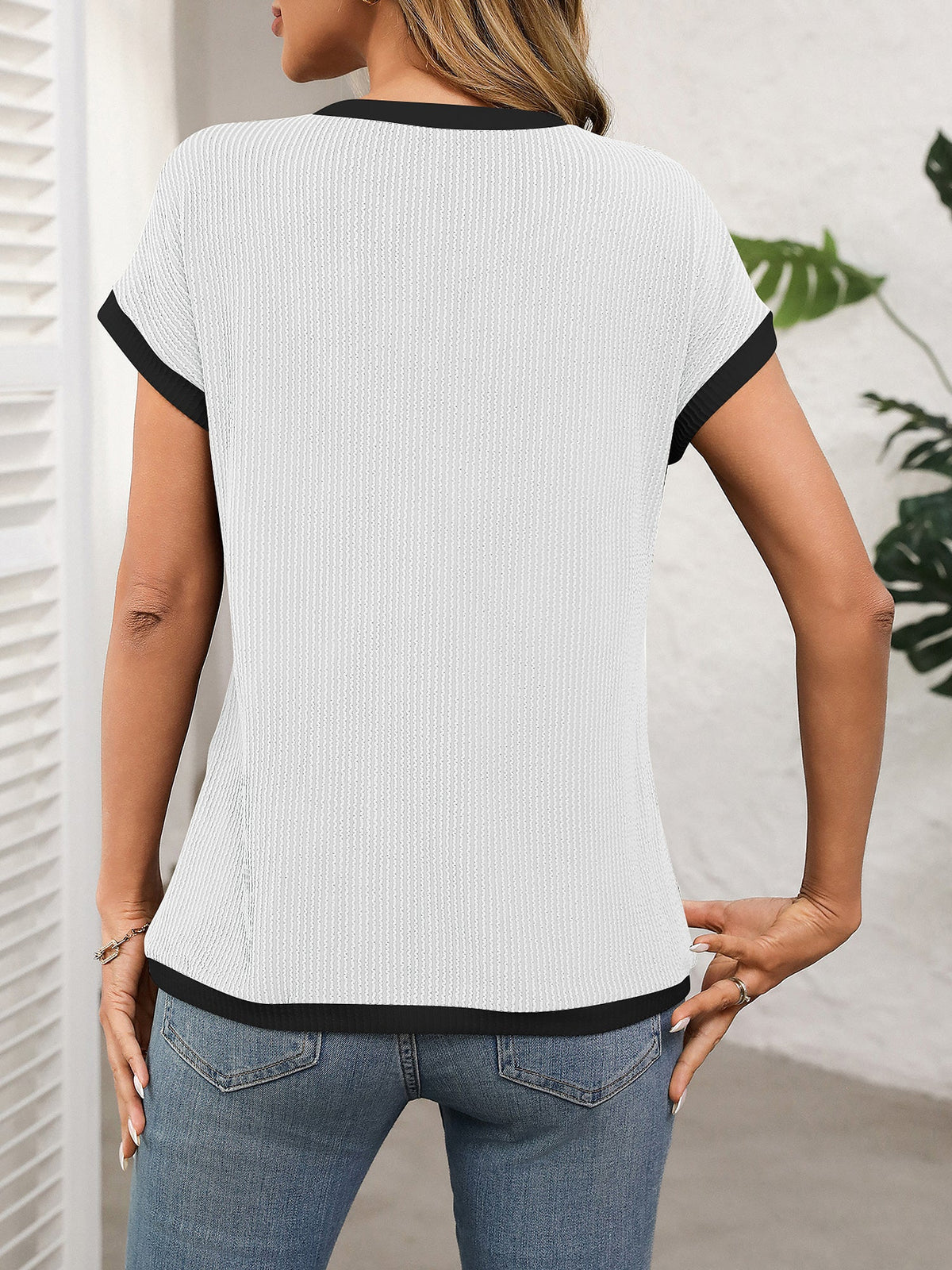 Round Neck Short Sleeves Colorblock Textured Blouse