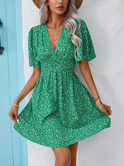 V Neck Short Sleeve Floral Ruched Dress