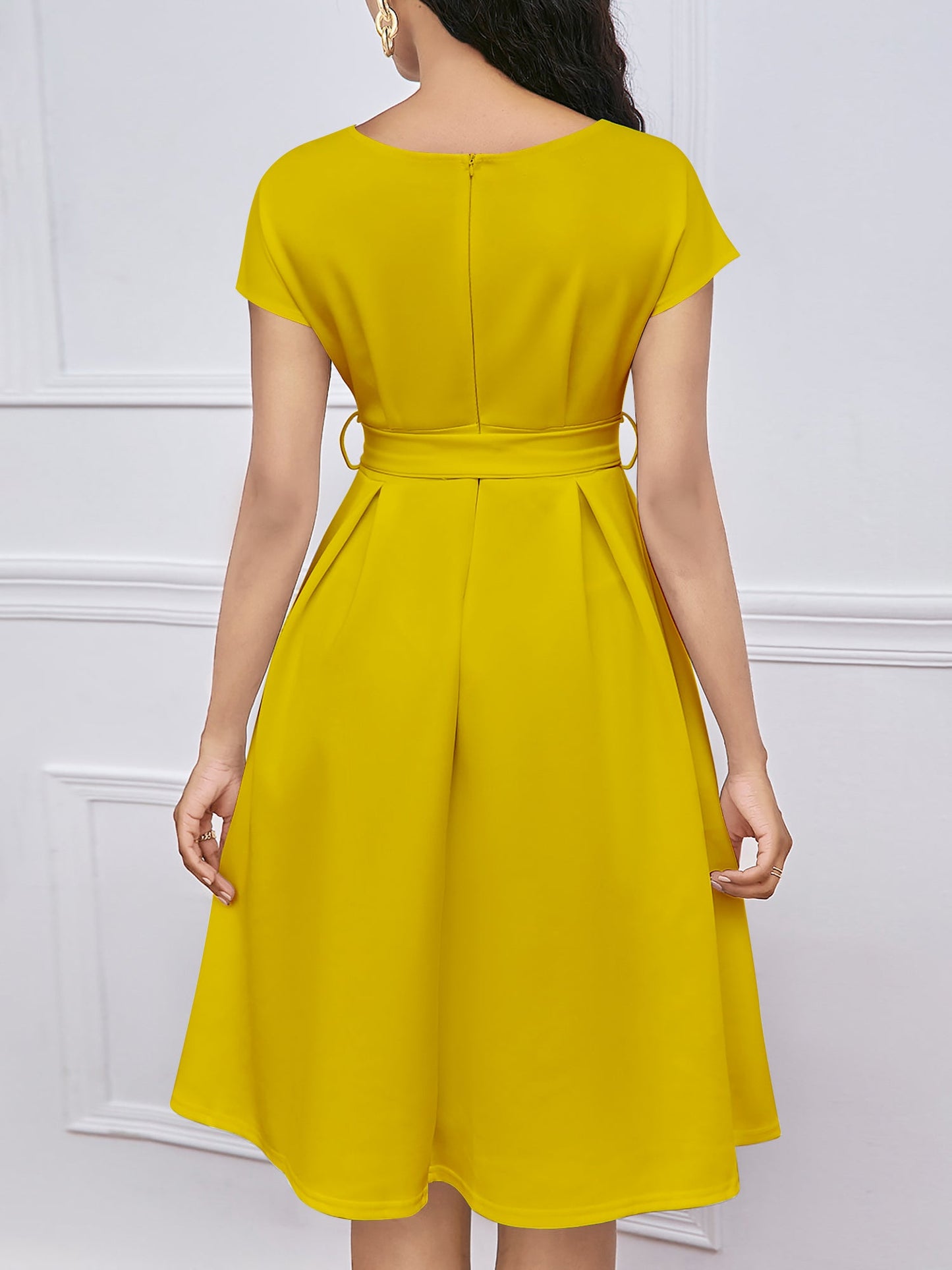 V Neck Solid Color Short Sleeve Tie Waist Dress