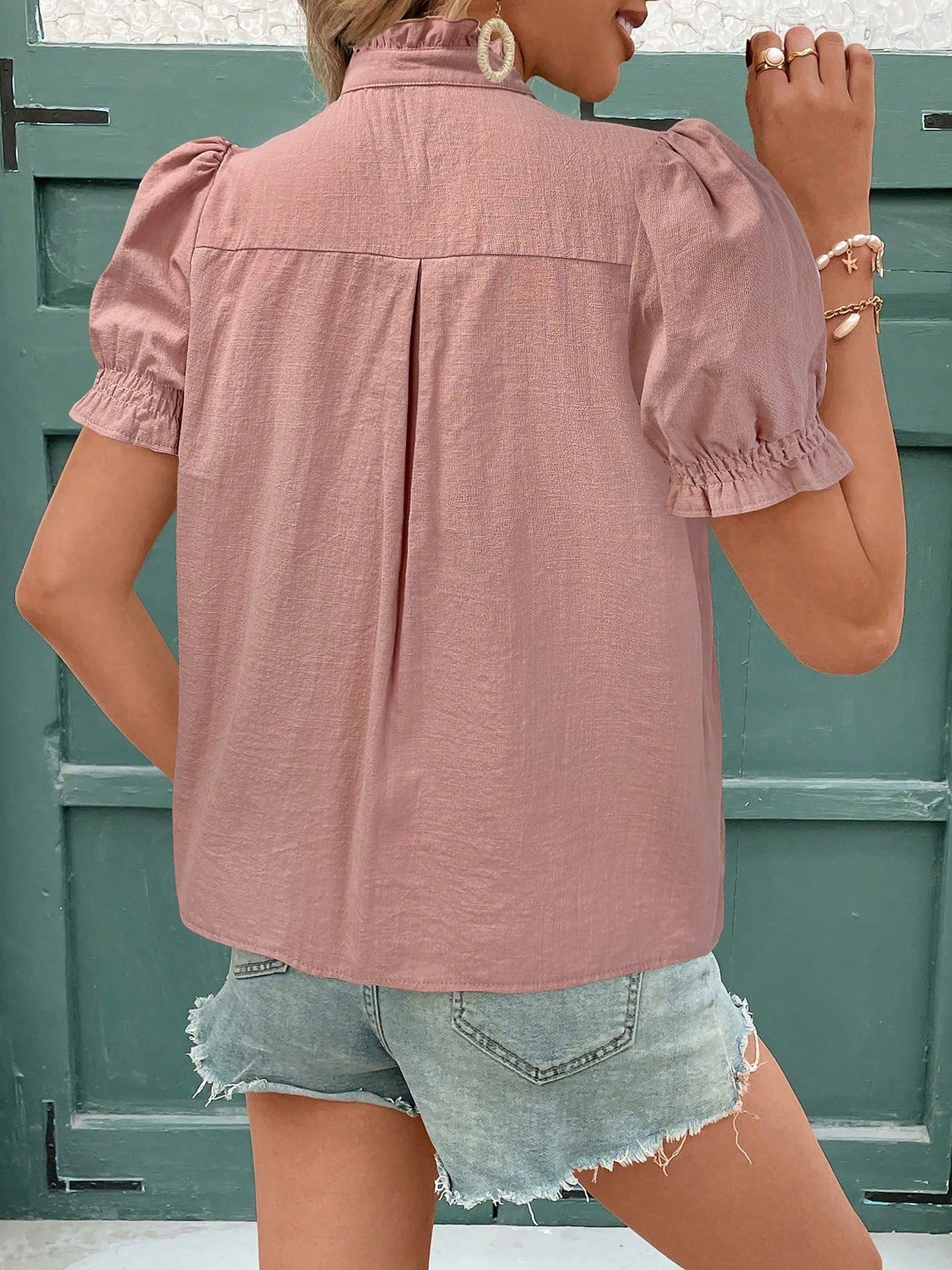 Floral Embroidered Rufffled Short Sleeve Blouse