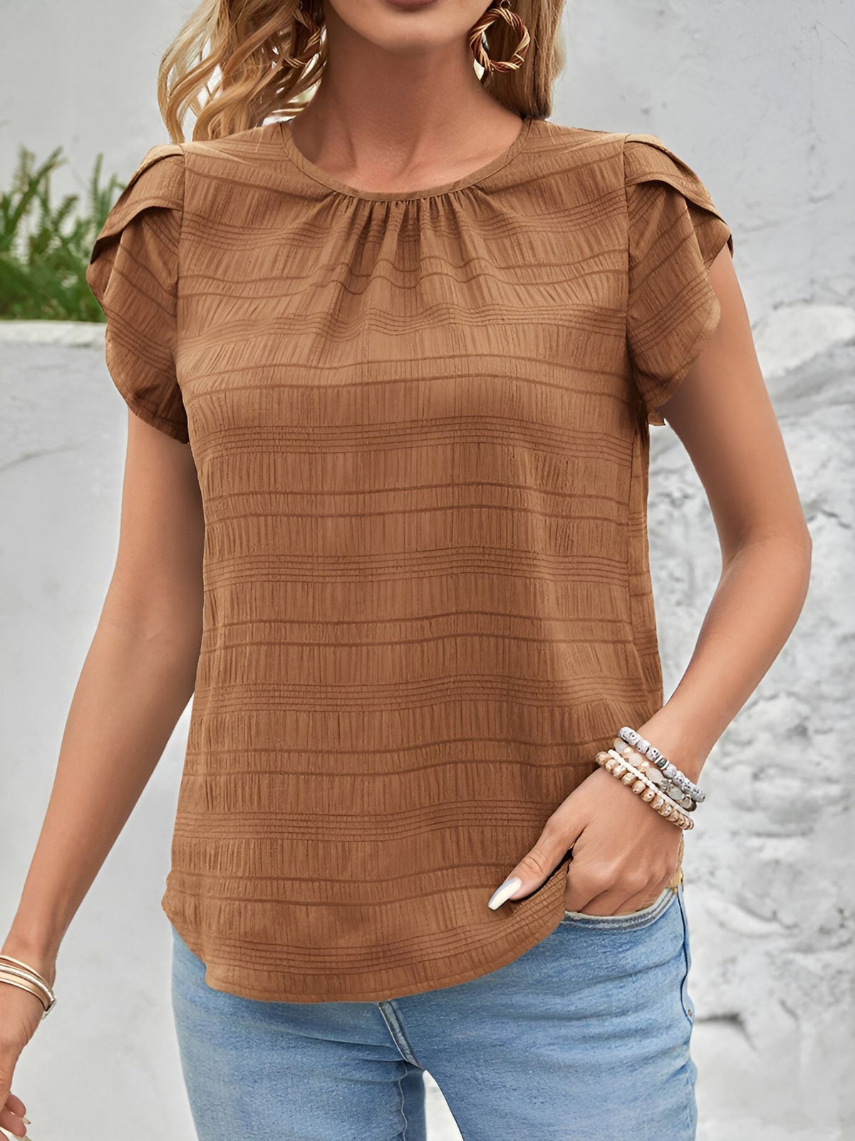 Round Neck Short Sleeves Textured Blouse