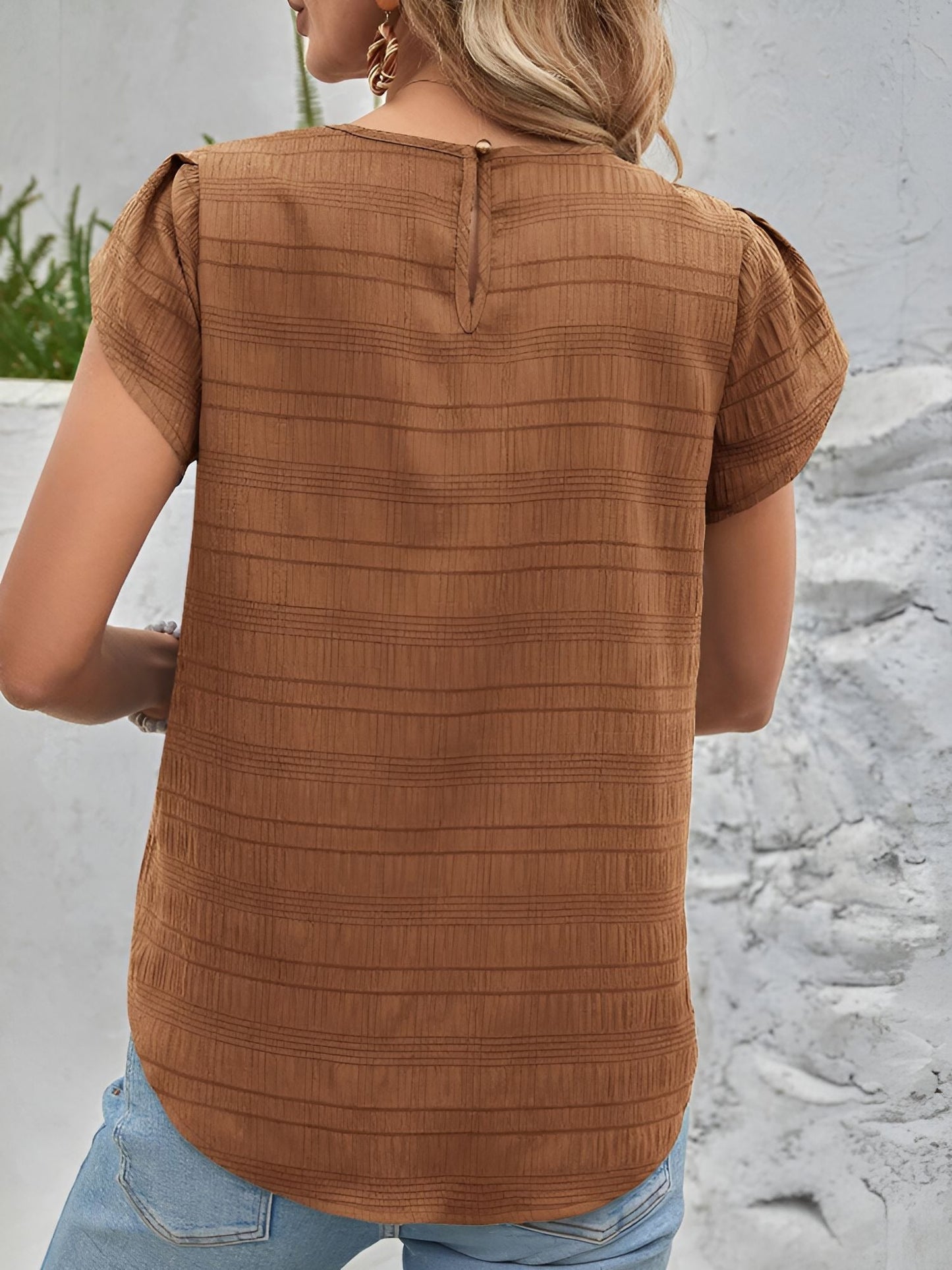 Round Neck Short Sleeves Textured Blouse