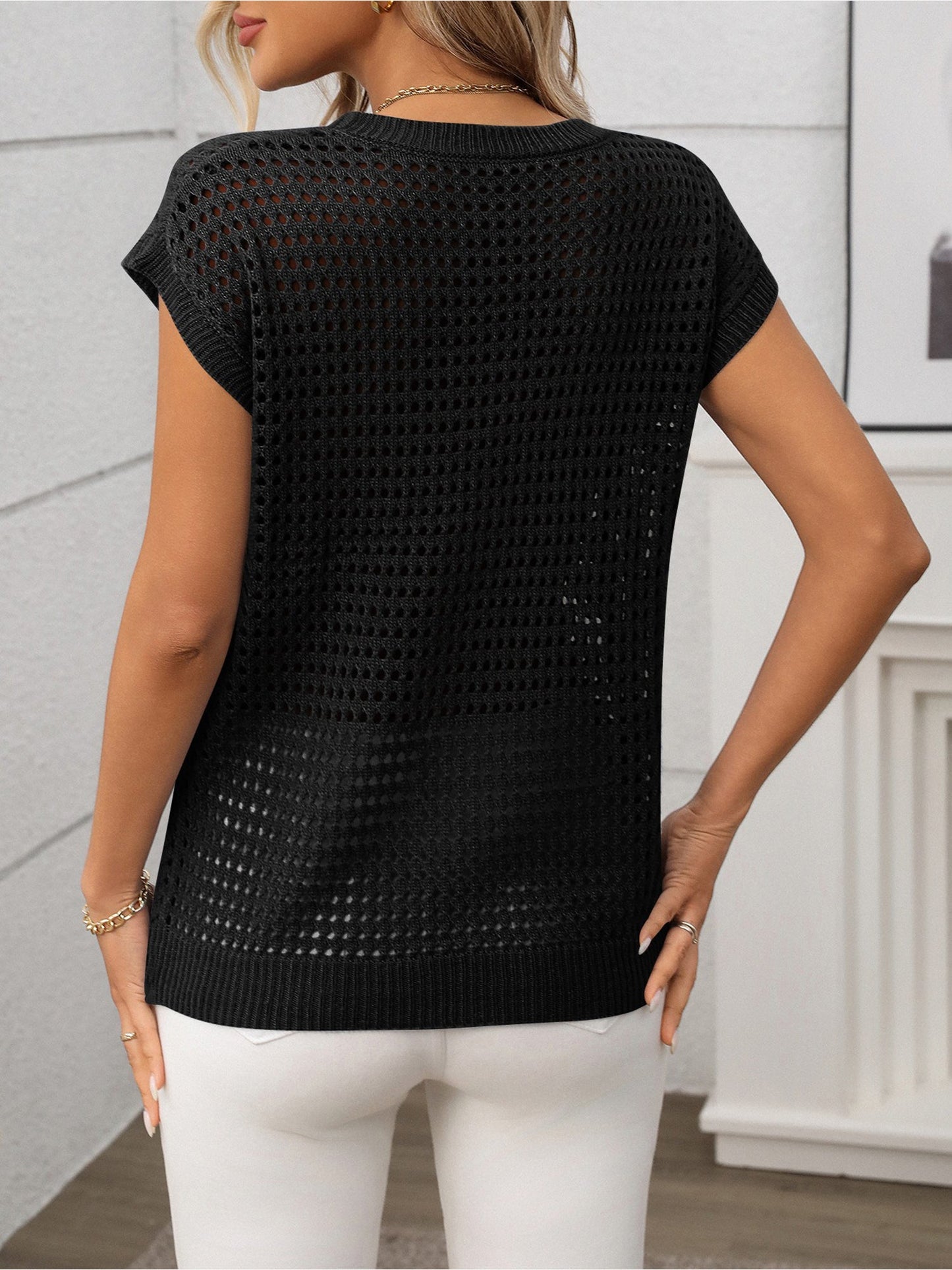 Round Neck Short Sleeves Sheer Knitted Blouse