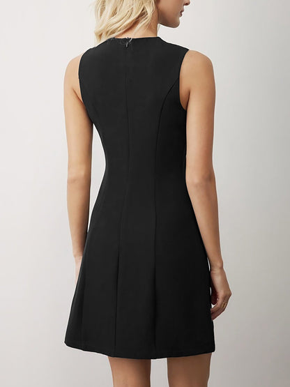 Solid Color Round Neck Sleeveless Button Decor Dress