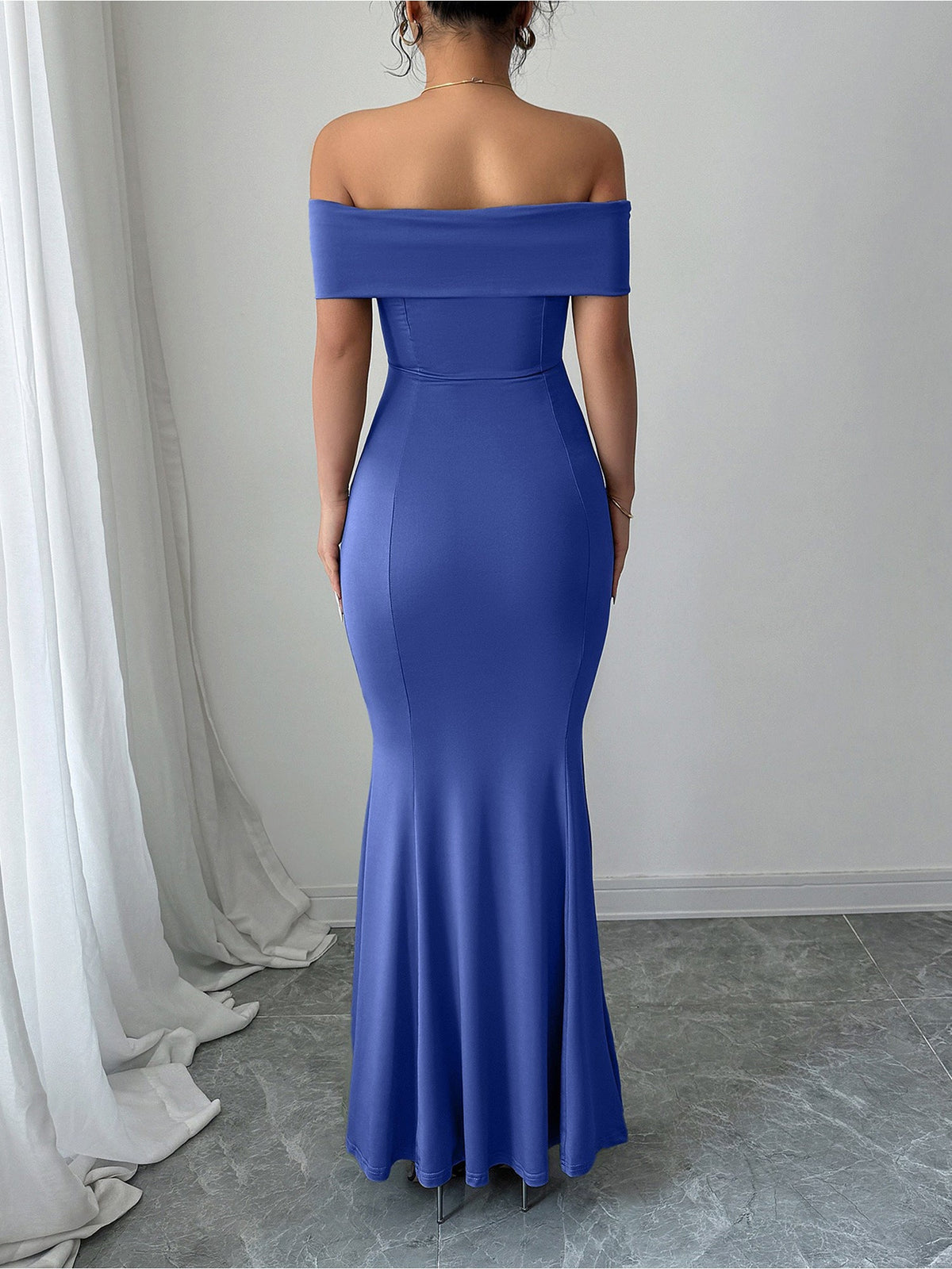 Solid Color Off Shoulder Bodycon Fishtail Maxi Dress