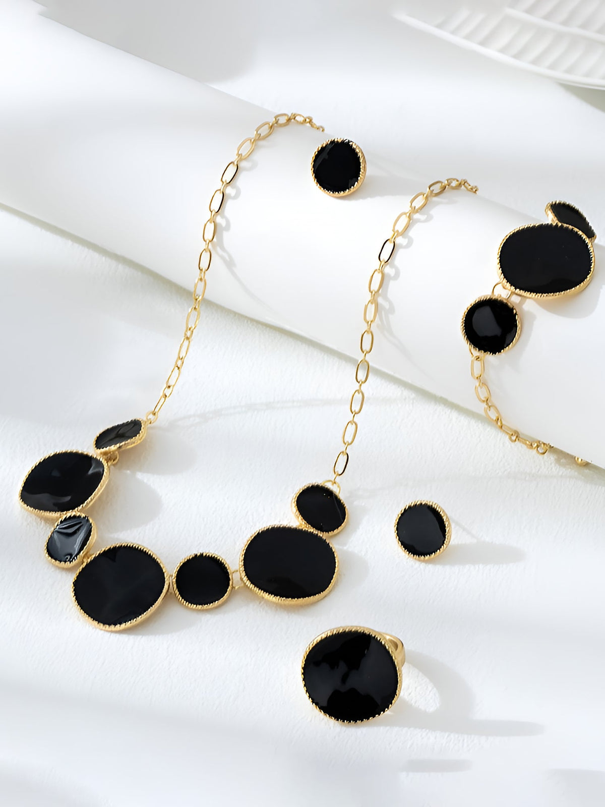 4 Pcs Irregular Round Shape Bracelet Necklace Earrings Ring Set