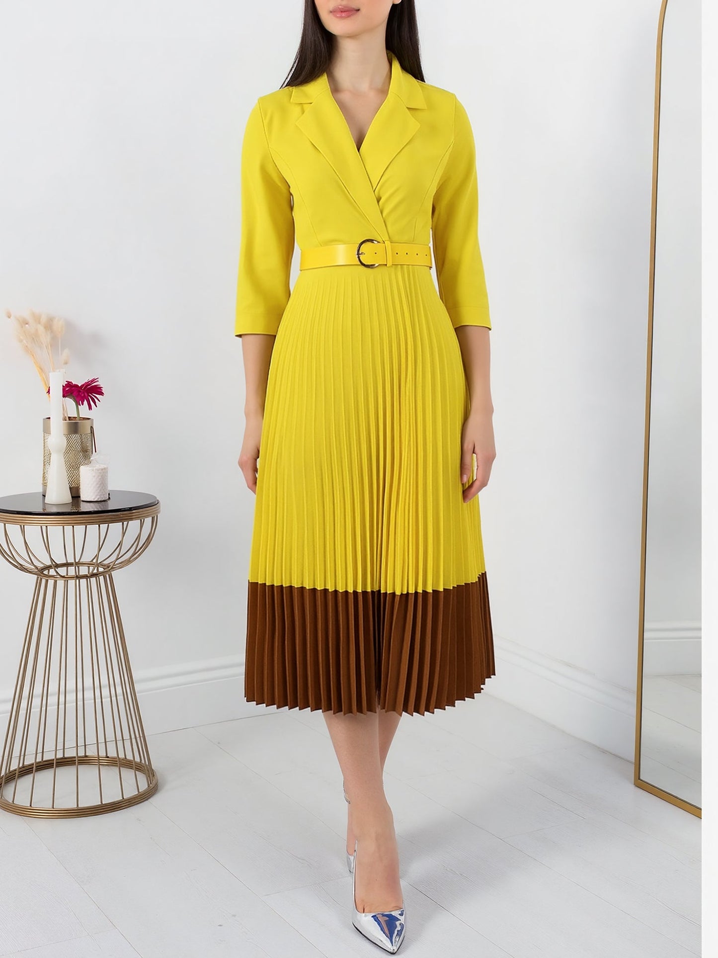 Notched Lapel Colorblock Belted Pleated Midi Dress