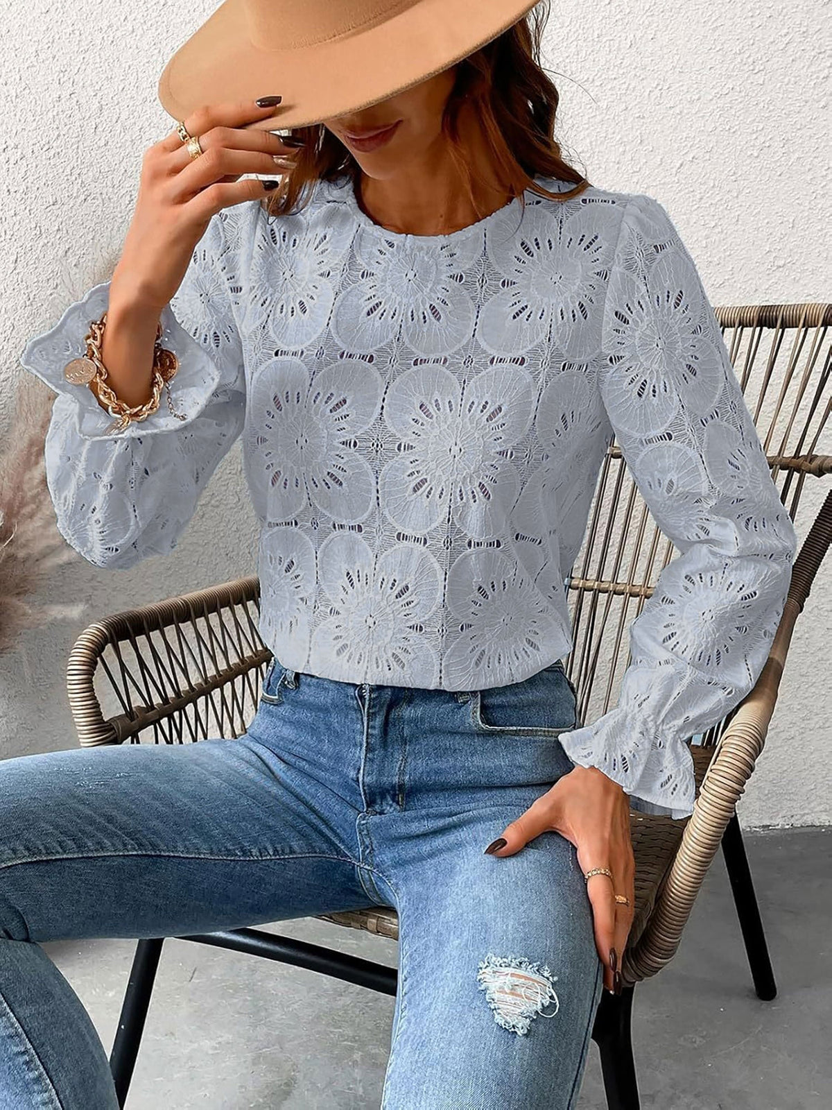 Round Neck Lace Long Sleeves Casual Blouse