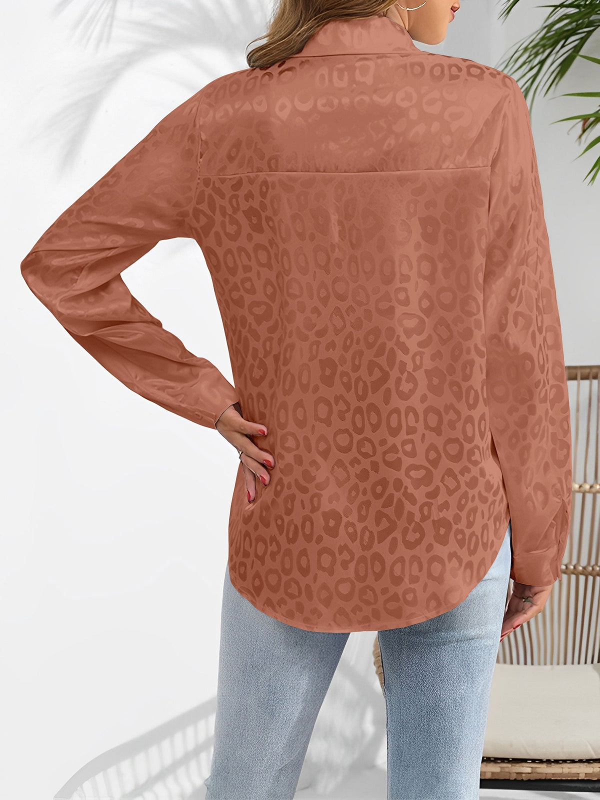 Satin Collared Button Down Long Sleeves Blouse