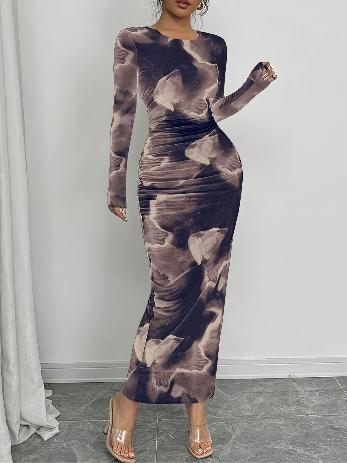 Round Neck Long Sleeves Printed Ruched Bodycon Dress
