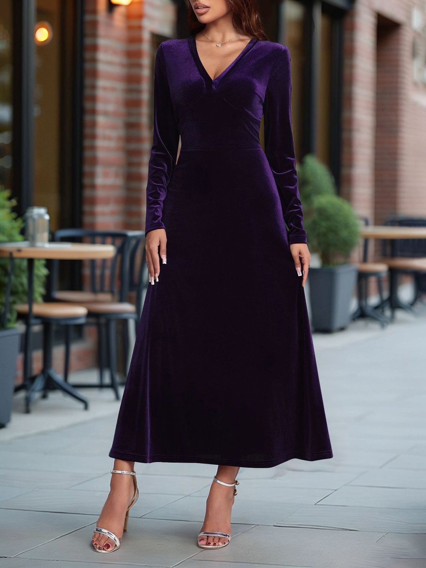 V Neck Long Sleeves Velvet A-Line Maxi Dress