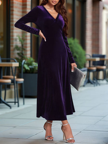V Neck Long Sleeves Velvet A-Line Maxi Dress