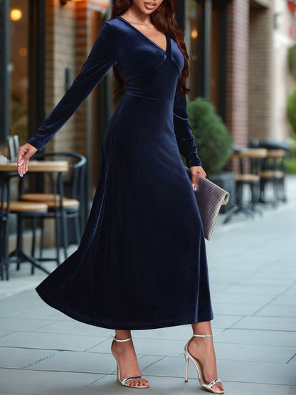 V Neck Long Sleeves Velvet A-Line Maxi Dress