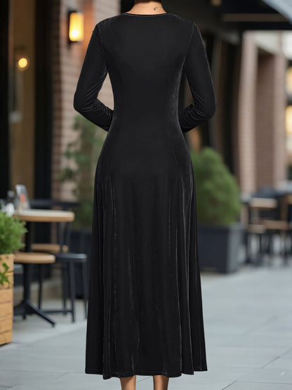 Round Neck Long Sleeves Maxi Velvet Dress