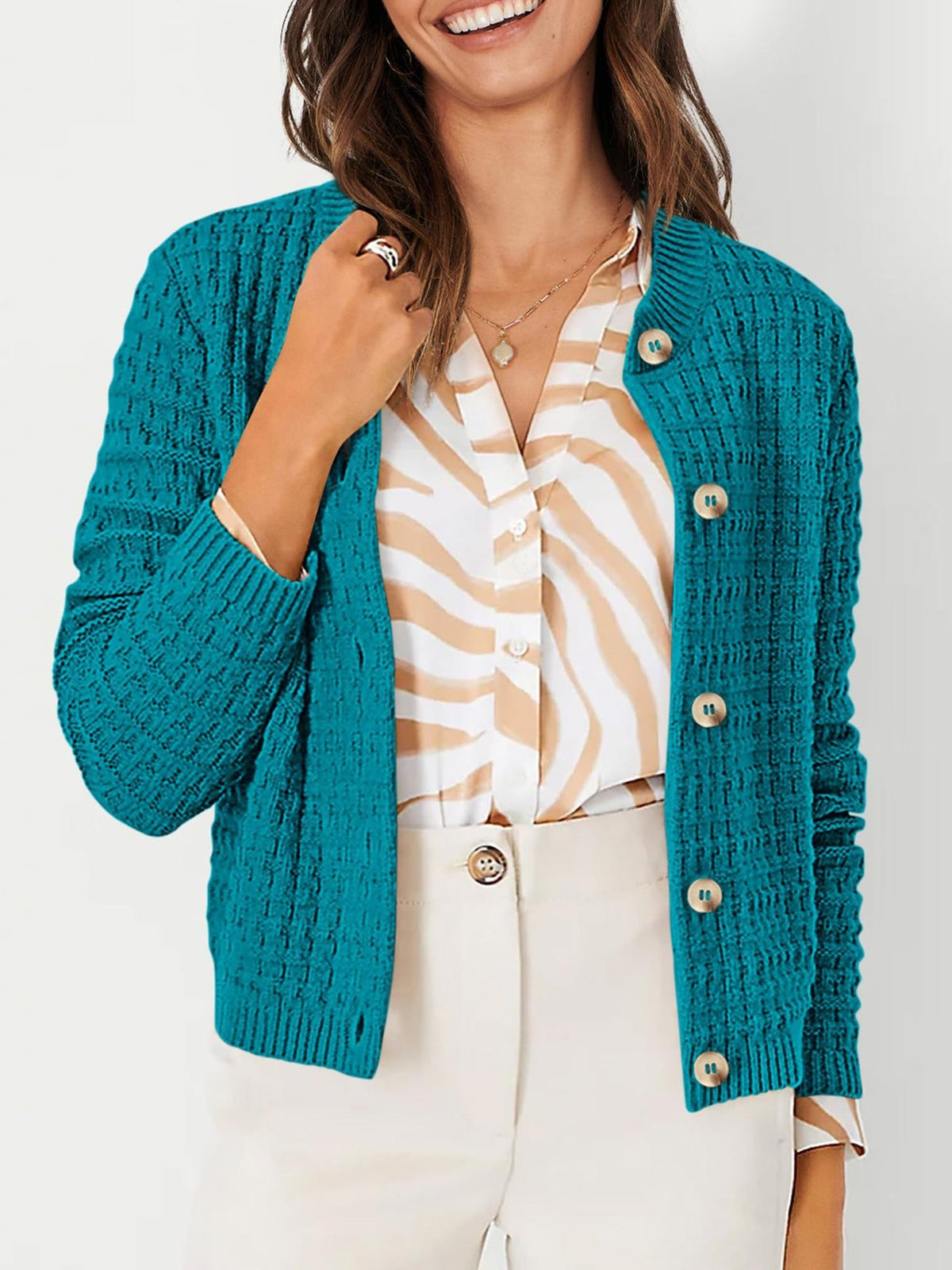Round Neck Long Sleeves Button Down Knitted Cardigans