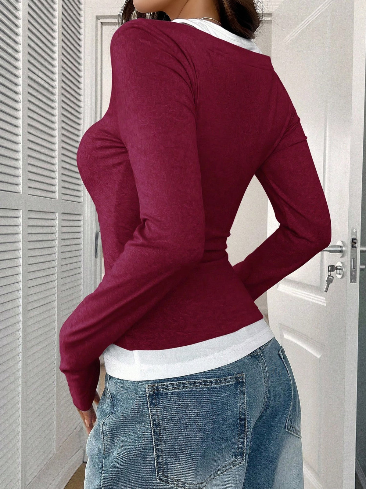 Fake-Two-Piece Color Blocked Stretch Long Sleeves Top
