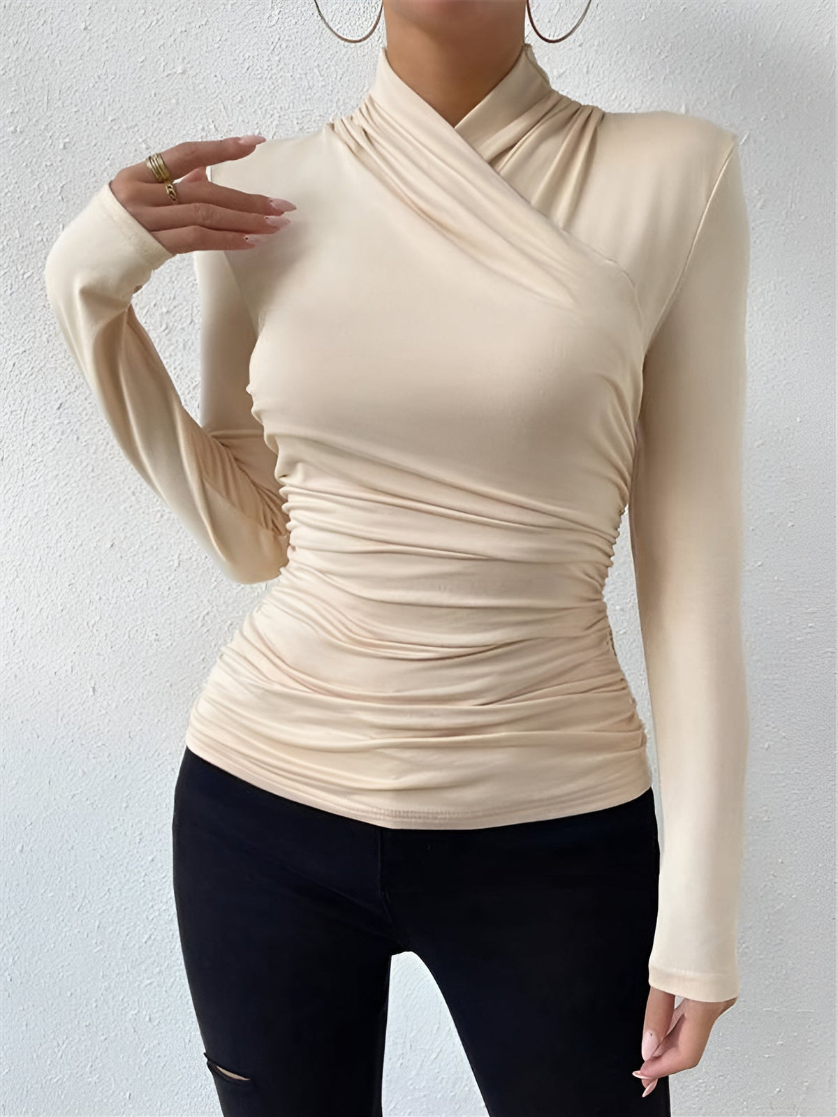 Solid Color Slim Fit Ruched Long Sleeves Blouse