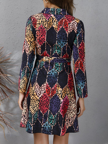 Graphic Collared Long Sleeves Lace-Up Shirt Dress