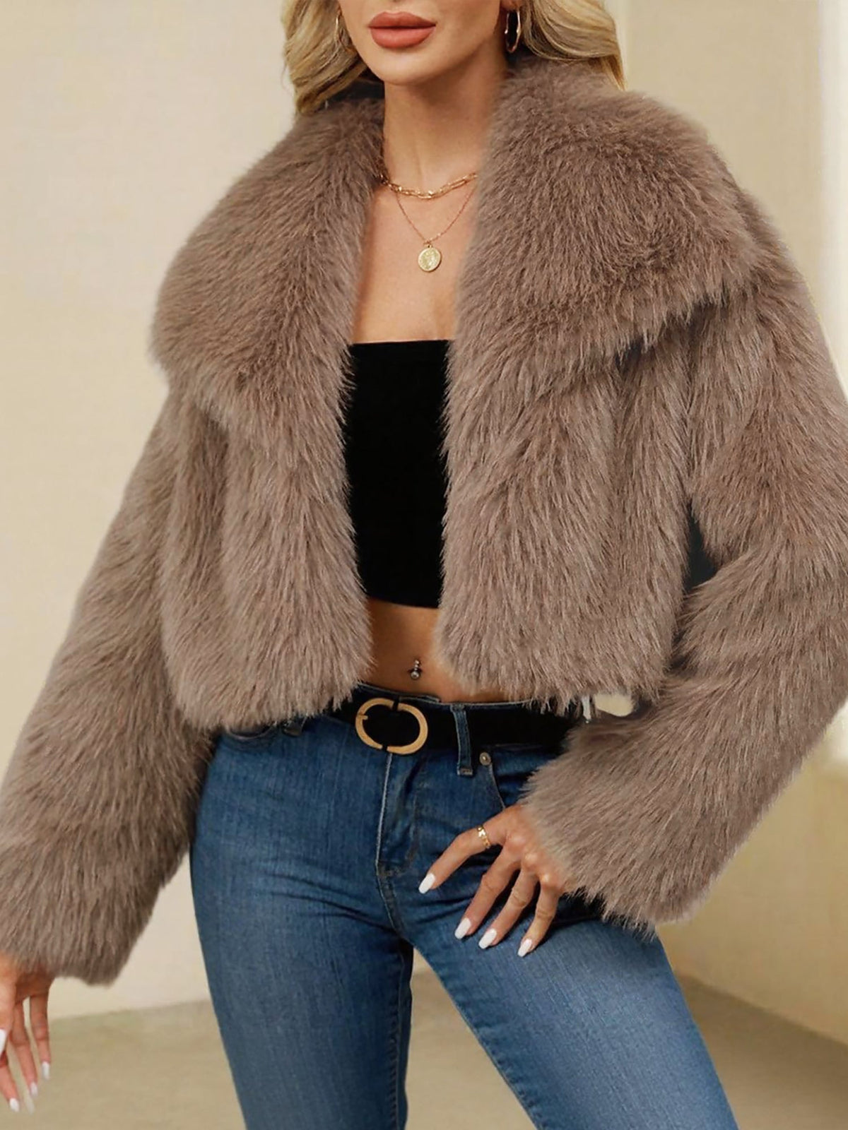 Collared Long Sleeves Cropped Faux Fur Coat