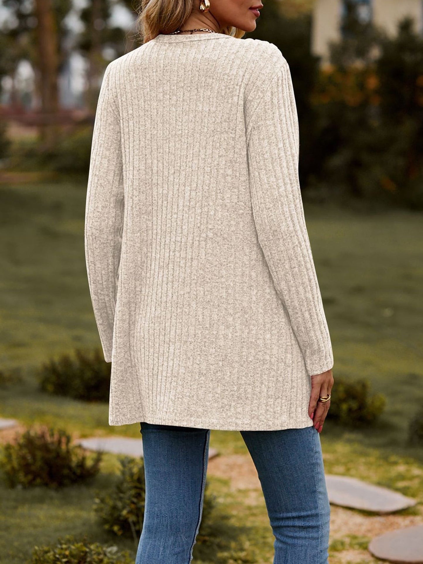 Solid Color Long Sleeve Buttoned Pockets Cardigan